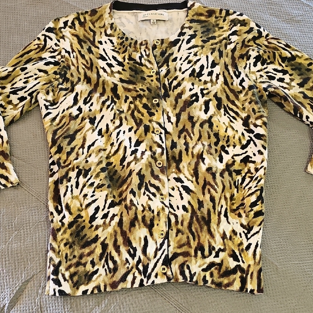 Jones New York Leopard Print Cardigan Size Med